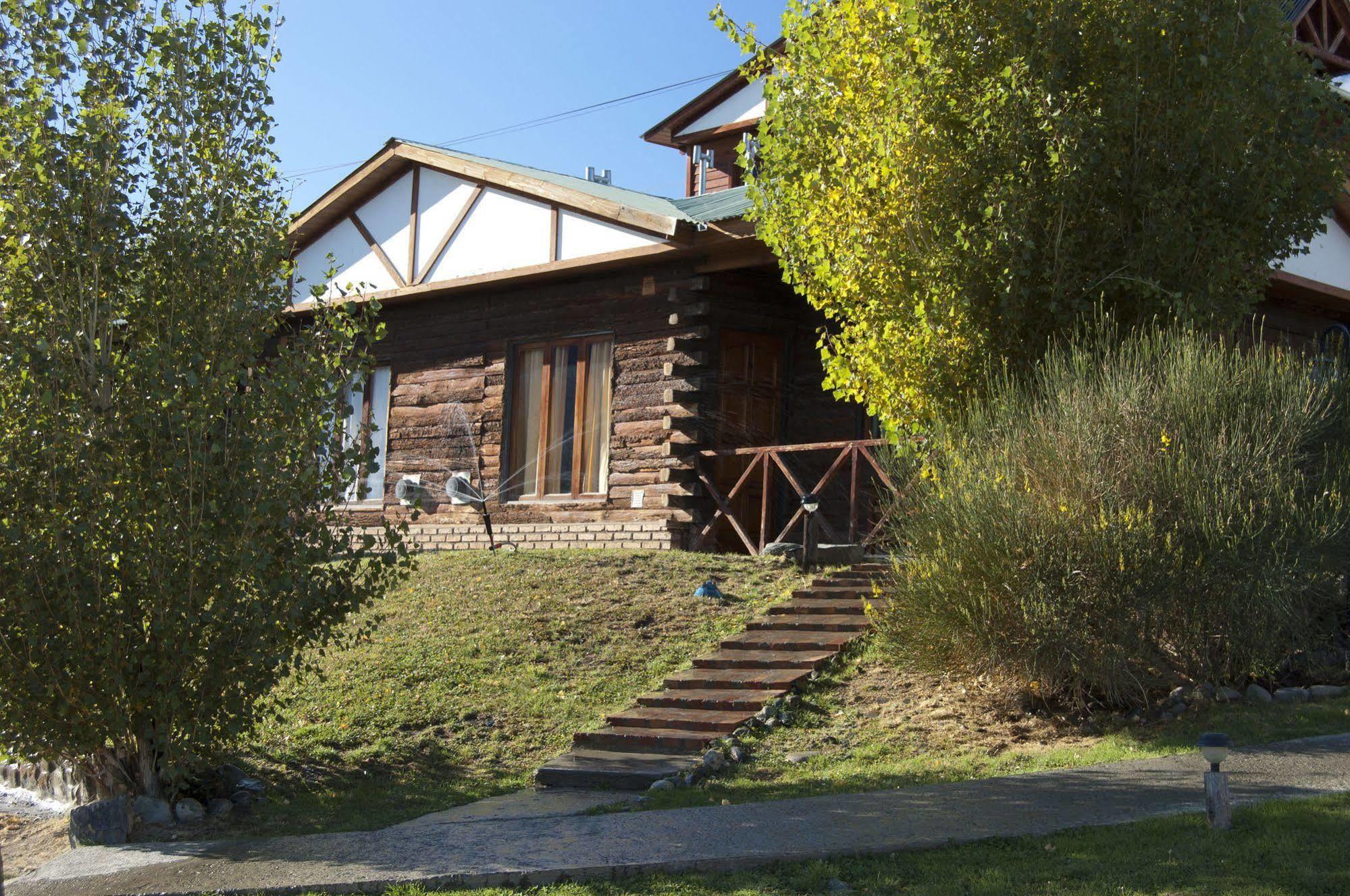 אל קלפטה Cabanas Normana Inn מראה חיצוני תמונה